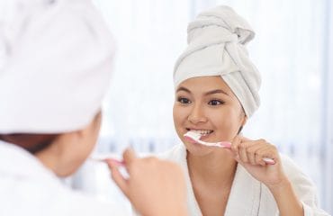 Menghilangkan Plak Gigi Begini Caranya