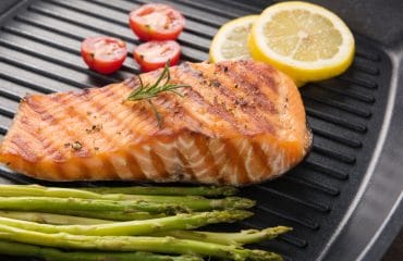 Makanan untuk Penderita Stroke, Ada Buah-buahan hingga Ikan