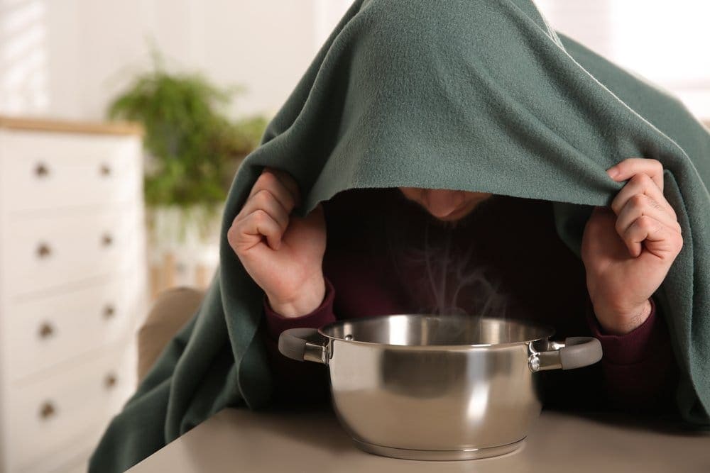 hirup uap panas untuk atasi hidung tersumbat