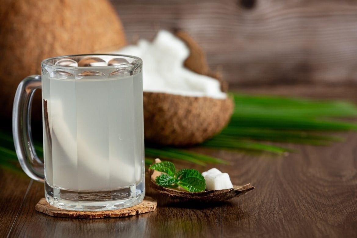 air kelapa obat sakit perut anak tradisional
