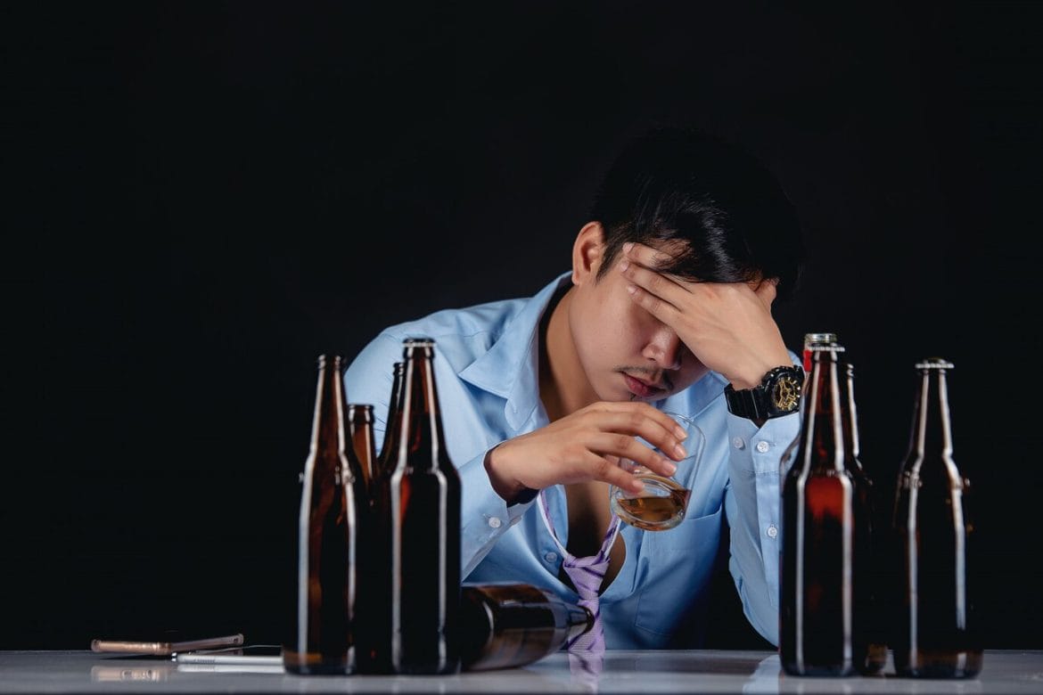 alkohol bisa menyebabkan kebutaan