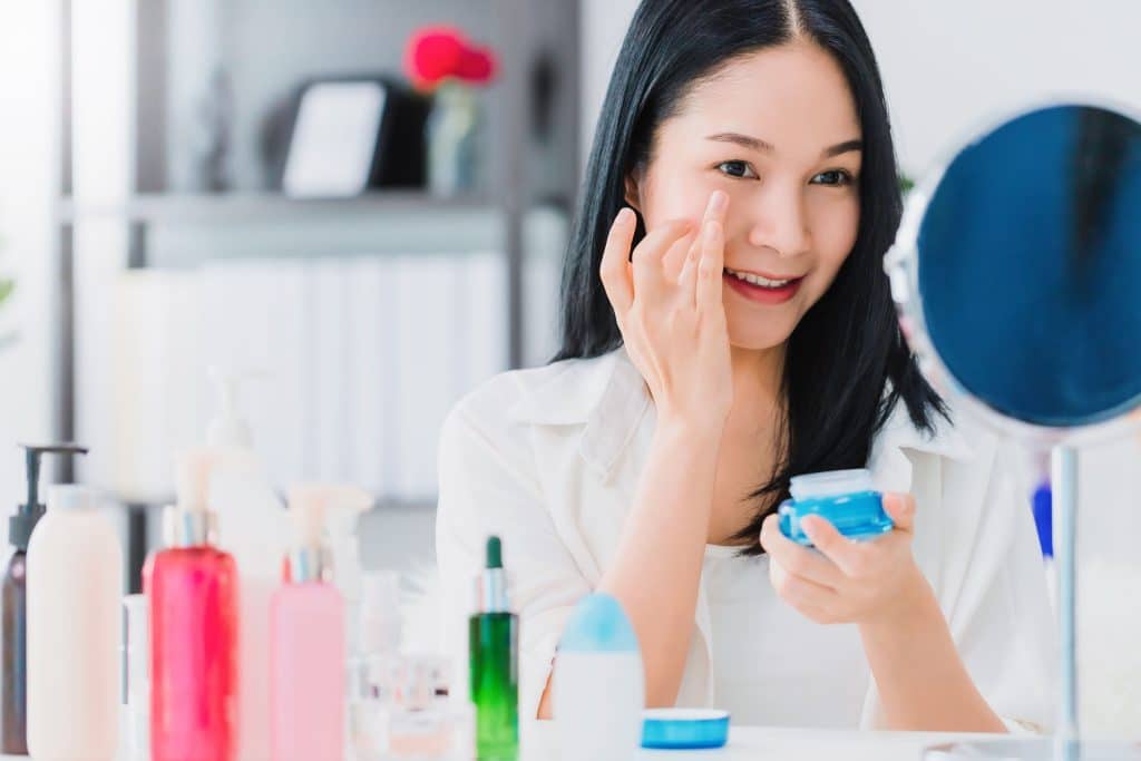 Urutan Skincare Pagi dan Malam 