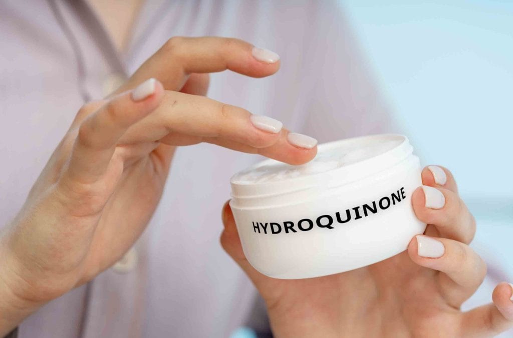 Hidrokuinon adalah 