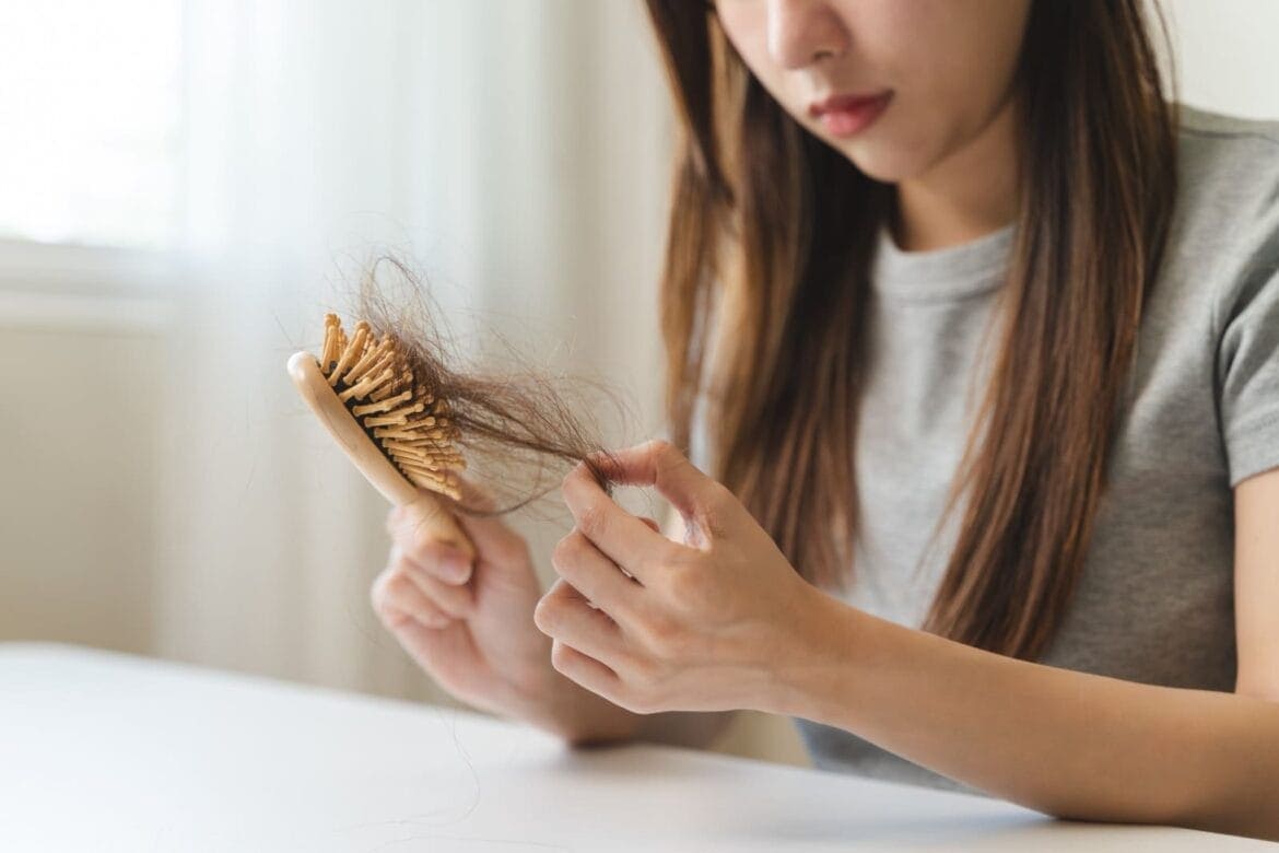 penyebab rambut rontok