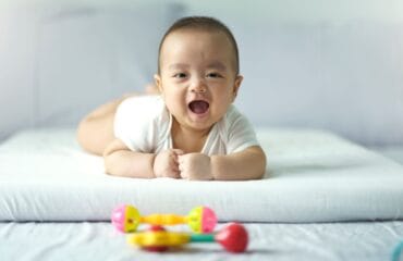 tummy time adalah